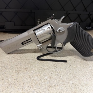 Taurus Tracker 990 .22LR Revolver -USED-
