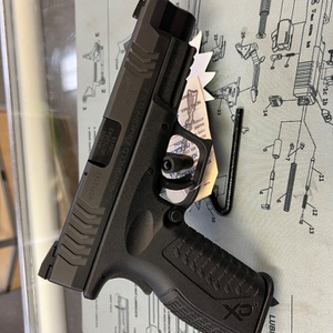 Springfield XDM-9 9MM Pistol w/Case and Extra's -USED-