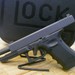 Glock G22 Gen4 .40S&W Pistol w/Case