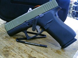 Glock 43x Apollo Custom 9mm pistol w/case 2 mags -USED-