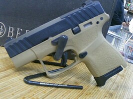 Beretta APX A-1 Carry 9mm pistol, 2 Mags and Box -USED-