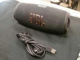 JBL Charge 5 