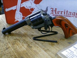 Heritage Rough Rider .22lr revolver w/box -USED-