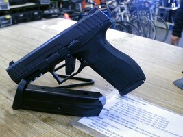 IWI Masada 9mm pistol, Optic cut with 2 Mags -USED-