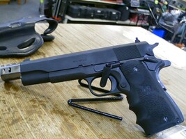 Springfield Armory Mil-Spec 1911 .45 w/CTC Grips and Holster -USED-