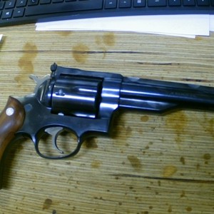 Ruger Redhawk .41Mag  Revolver w/Holster and Case (1989) -USED-
