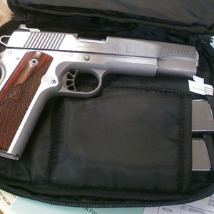 Springfield Armory Ronin 1911 .45 Pistol w/2 Mags and Case -USED-