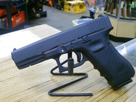 Glock 17 Gen 3 9mm  *USED FIREARM*