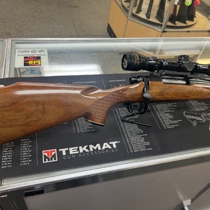 Remington 700 BDL Walnut Stock .300 Win Rifle w/Scope -USED