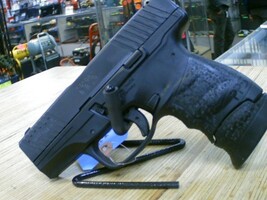 Walther PPS 9mm Pistol w/2 Mags -USED-