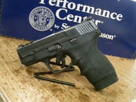 Smith & Wesson M&P 45 Shield M2.0 PC Pistol w/4 Mags and box -USED-
