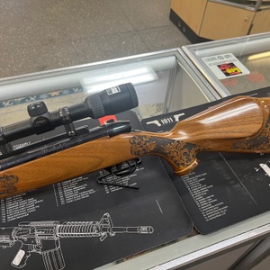 Weatherby Mark V Lasermark .300 WBY Mag Rifle w/Nikon Scope -USED-