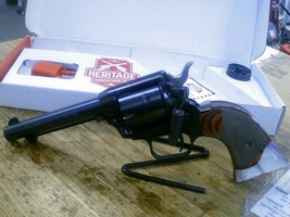 Heritage Mfg. Rough Rider .22LR/22 Mag Revolver w/Box and 2 Cylinders -USED-