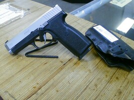 Kahr Arms CT9 9MM Pistol w/Holster -USED-