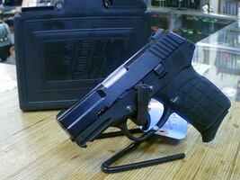 Kel-Tec PF9 9mm Pistol w/Hard Case -USED-