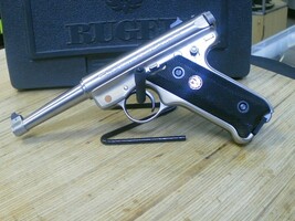 RUGER MARK II .22LR Pistol w/Case and 3 Mags -USED-